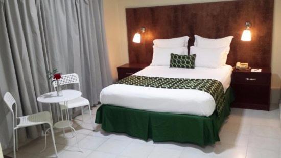 Hotel Real Bella Vista ซานโตโดมิงโก ภายนอก รูปภาพ